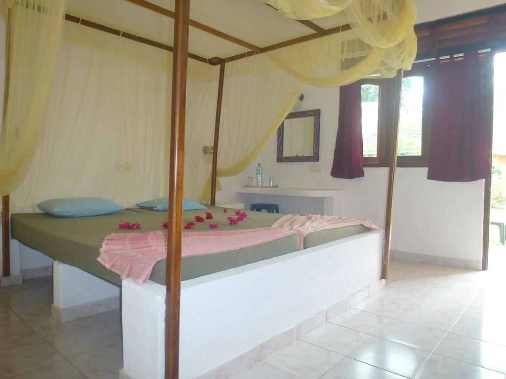 Hilda Guest House Hikkaduwa Δωμάτιο φωτογραφία