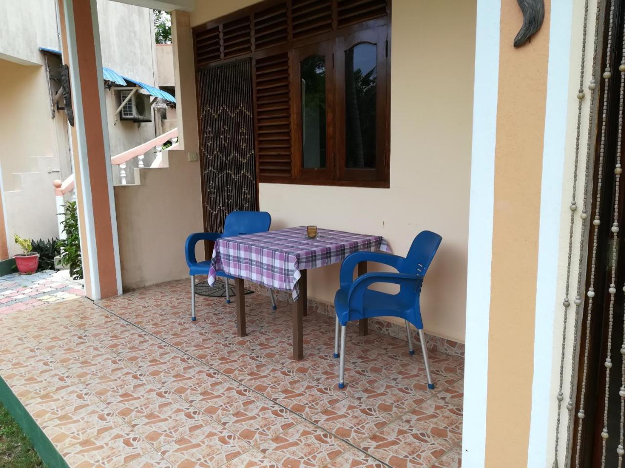 Hilda Guest House Hikkaduwa Εξωτερικό φωτογραφία